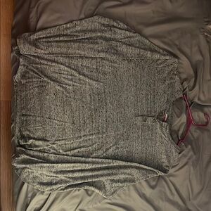 Old Navy Gray Long Sleeve Henley Tee